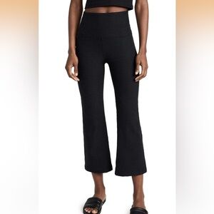 Beyond Yoga Women's Spacedye Retro Cropped Pants darkest night